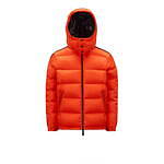 モンクレール × アディダス オリジナルス、曲線キルティングのダウンジャケットや冬仕様スニーカー｜写真13