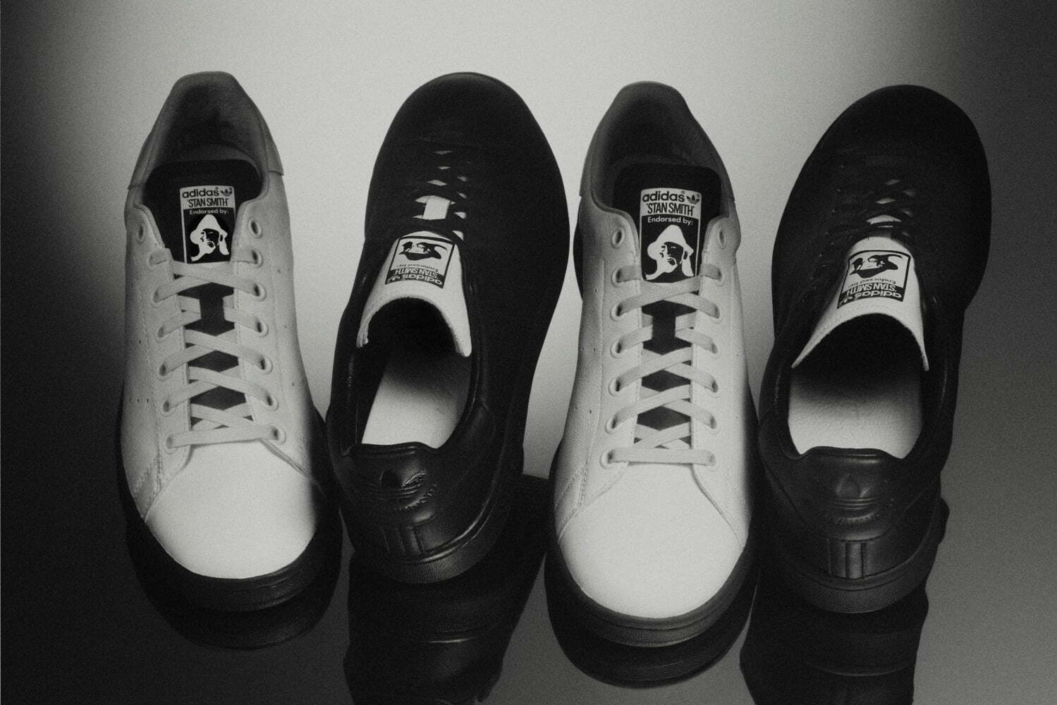 バレンシアガBALENCIAGA adidas スタンスミス 白黒  ホワイト　ブラック