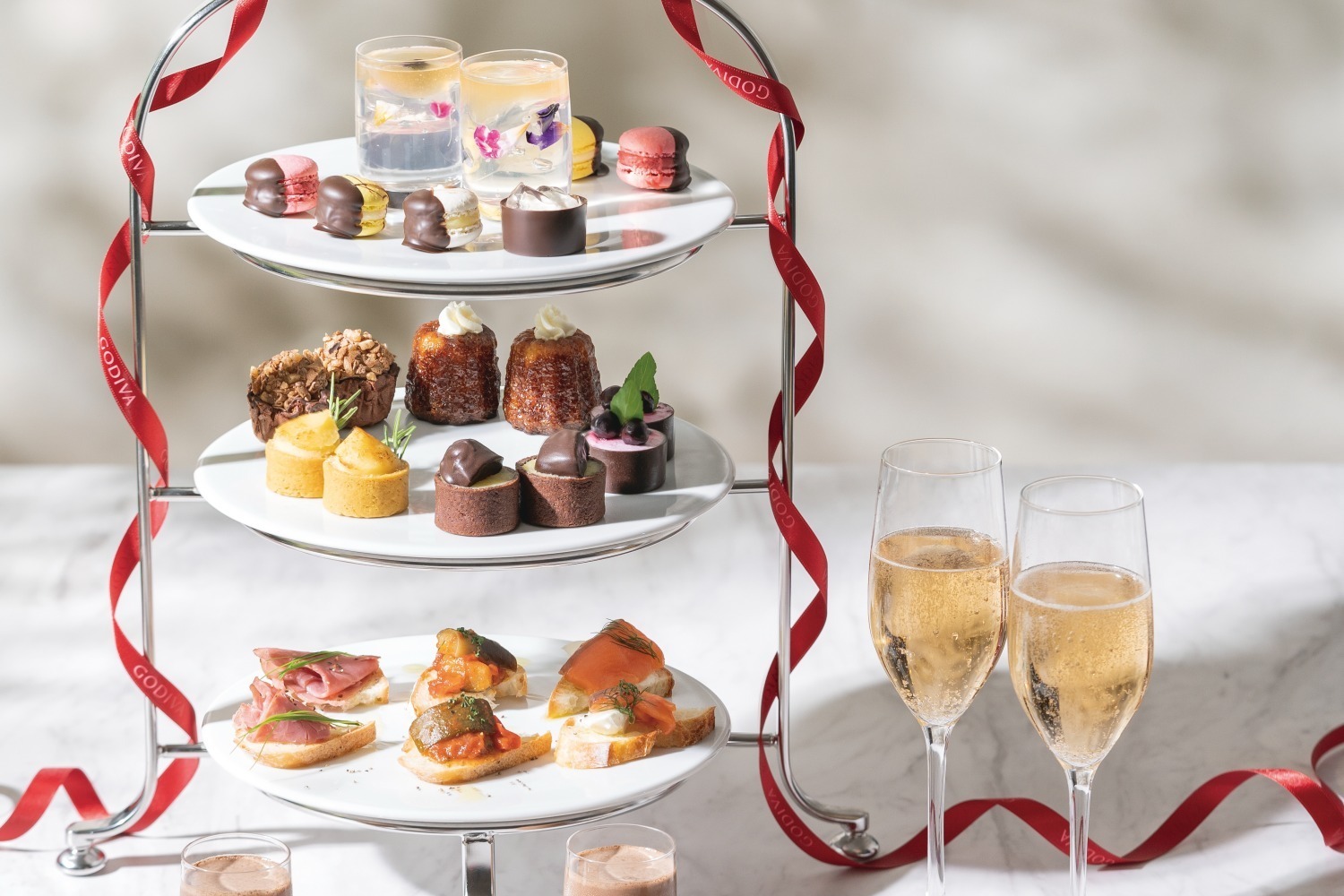 ゴディバカフェ「アフタヌーンティーセット」栗×チョコタルトなど秋スイーツを加えた新メニュー