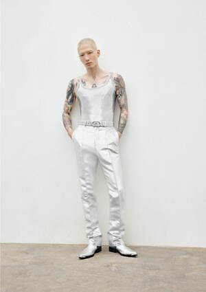 H&Mとラバンヌが23年秋冬コラボ - ウィメンズ・メンズウェア、アクセサリーなど展開｜写真132