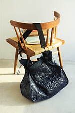 ヨーク“ネイビーカラー”のキルティングベスト＆トートバッグ、1LDK アネックス限定で｜写真2