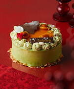 伊勢丹新宿店の23年クリスマス、ハート型チョコが溢れるショートケーキやバタークリームサンド型ケーキ｜写真1