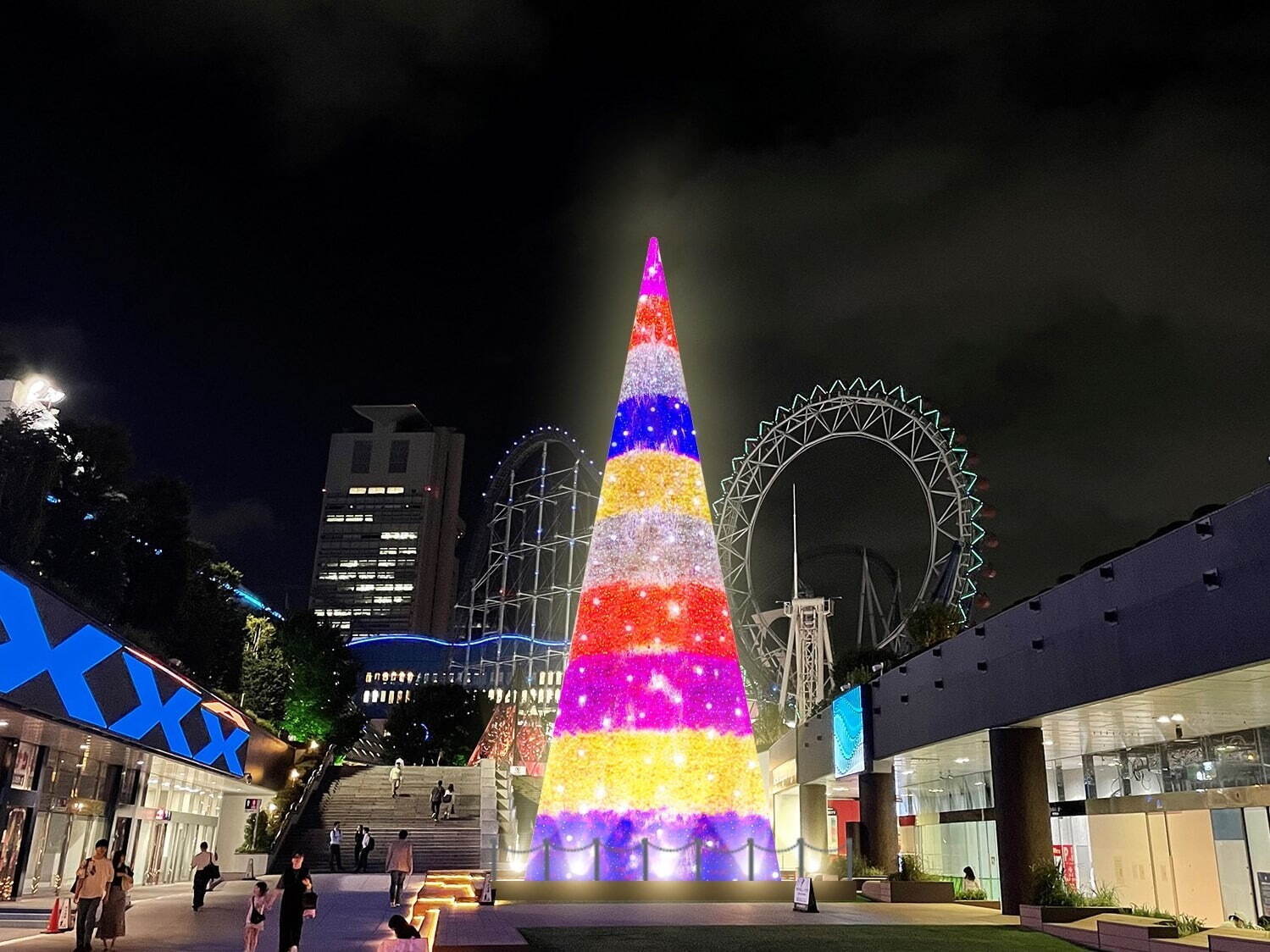 東京ドームシティ23年冬イルミネーション、芸人気分を体験できる“お笑い”エリアや光るたらいの装飾｜写真1