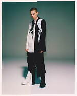 ユリウス“タイトシルエット”の限定レザージャケット、Wジップやシングルブルゾンなど3型｜写真6