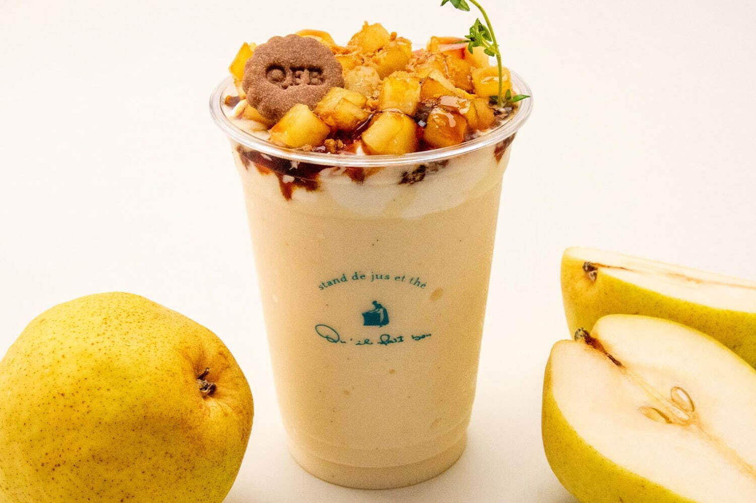 キル フェ ボンのドリンクスタンド「スタンド ジュ エ テ」芳醇な洋梨×濃厚カラメルの限定フラッペ