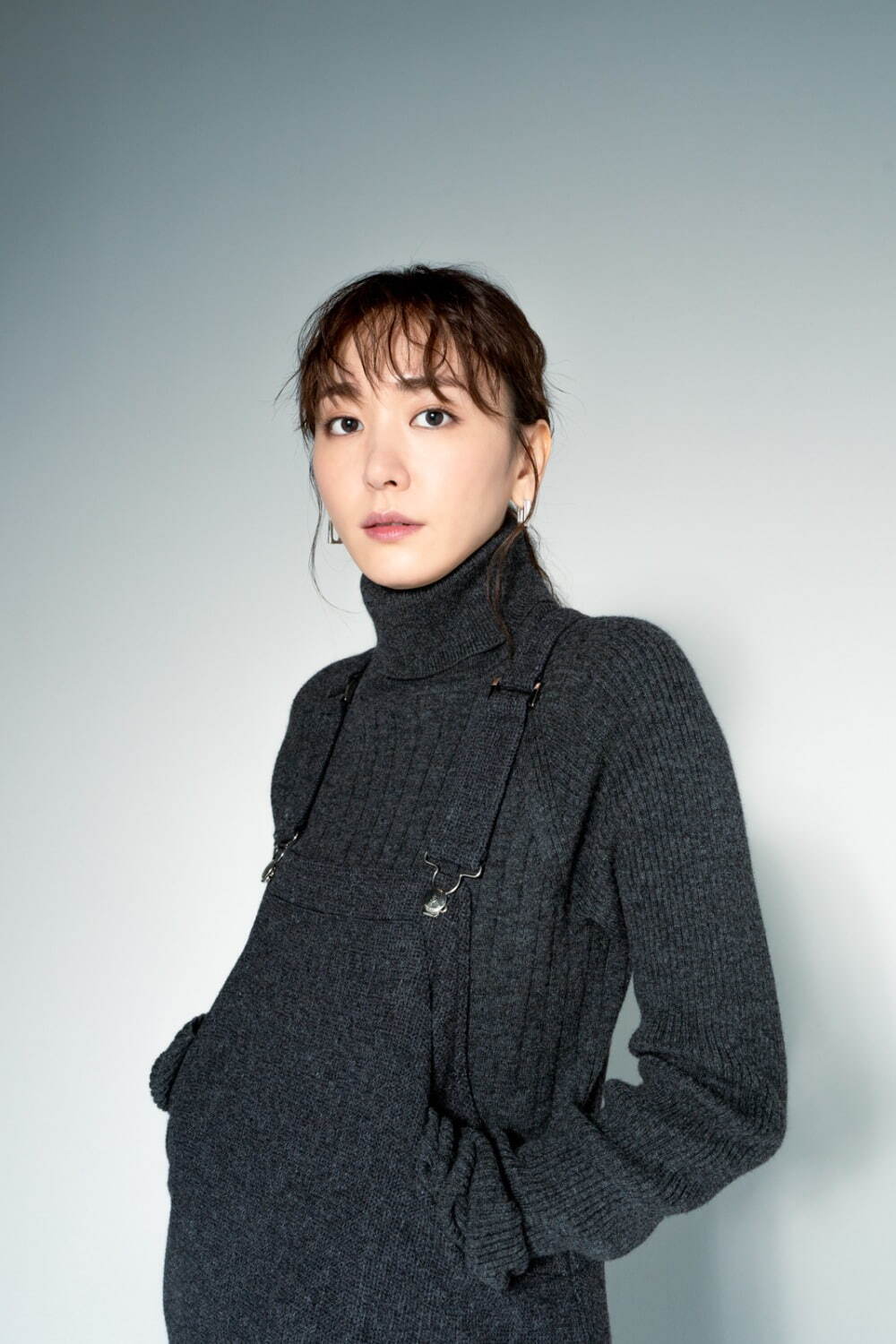 新垣結衣, 磯村勇斗 インタビュー｜写真1