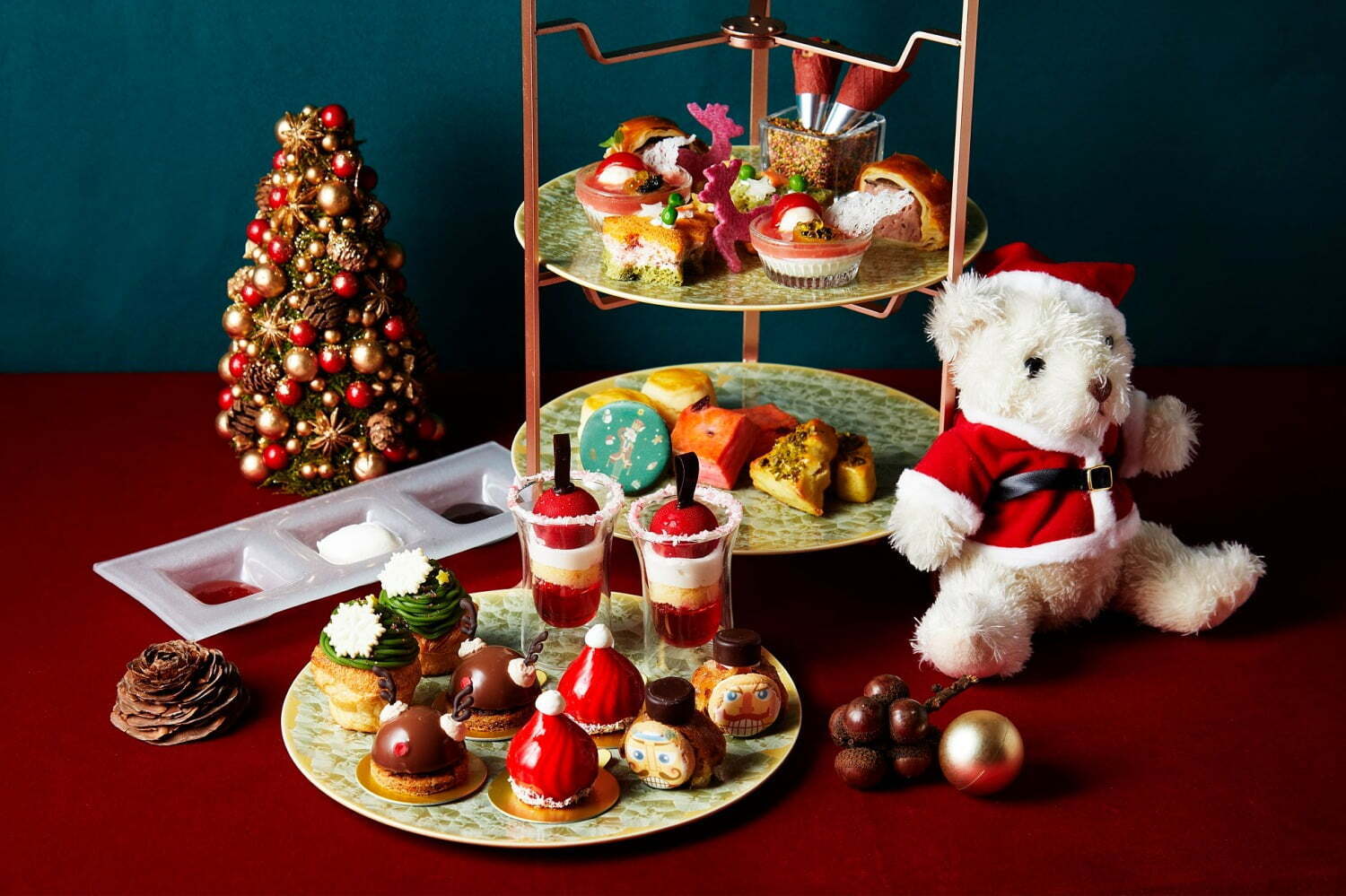 トリュフ｜シャングリ・ラ東京「クリスマスアフタヌーンティー」定番シュトーレン＆キャビアなど豪華セイボリー