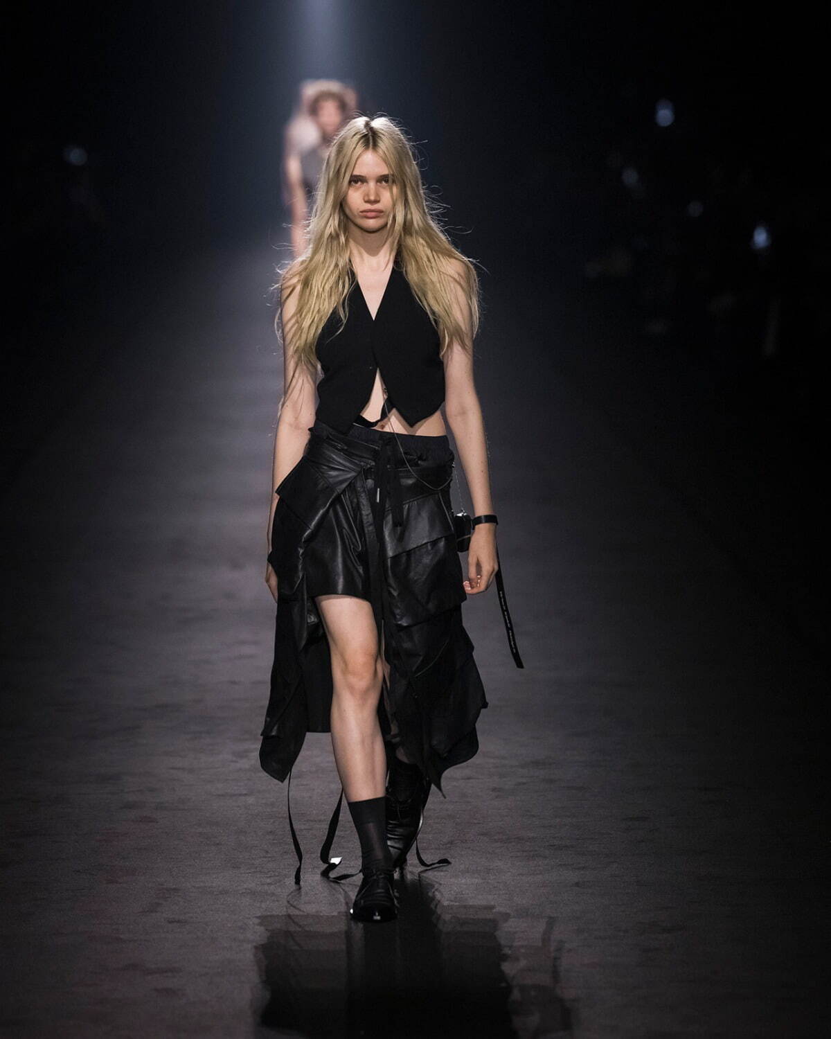 アン ドゥムルメステール(ANN DEMEULEMEESTER) 2024年春夏ウィメンズコレクション  - 写真31