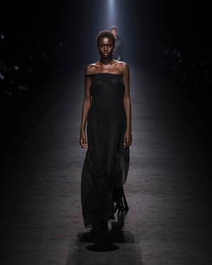 アン ドゥムルメステール(ANN DEMEULEMEESTER) 2024年春夏ウィメンズコレクション  - 写真4