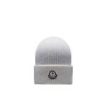 モンクレール × パーム・エンジェルスのダウンジャケット、ボタンダウンの襟付き＆ケーブル編みニット｜写真12