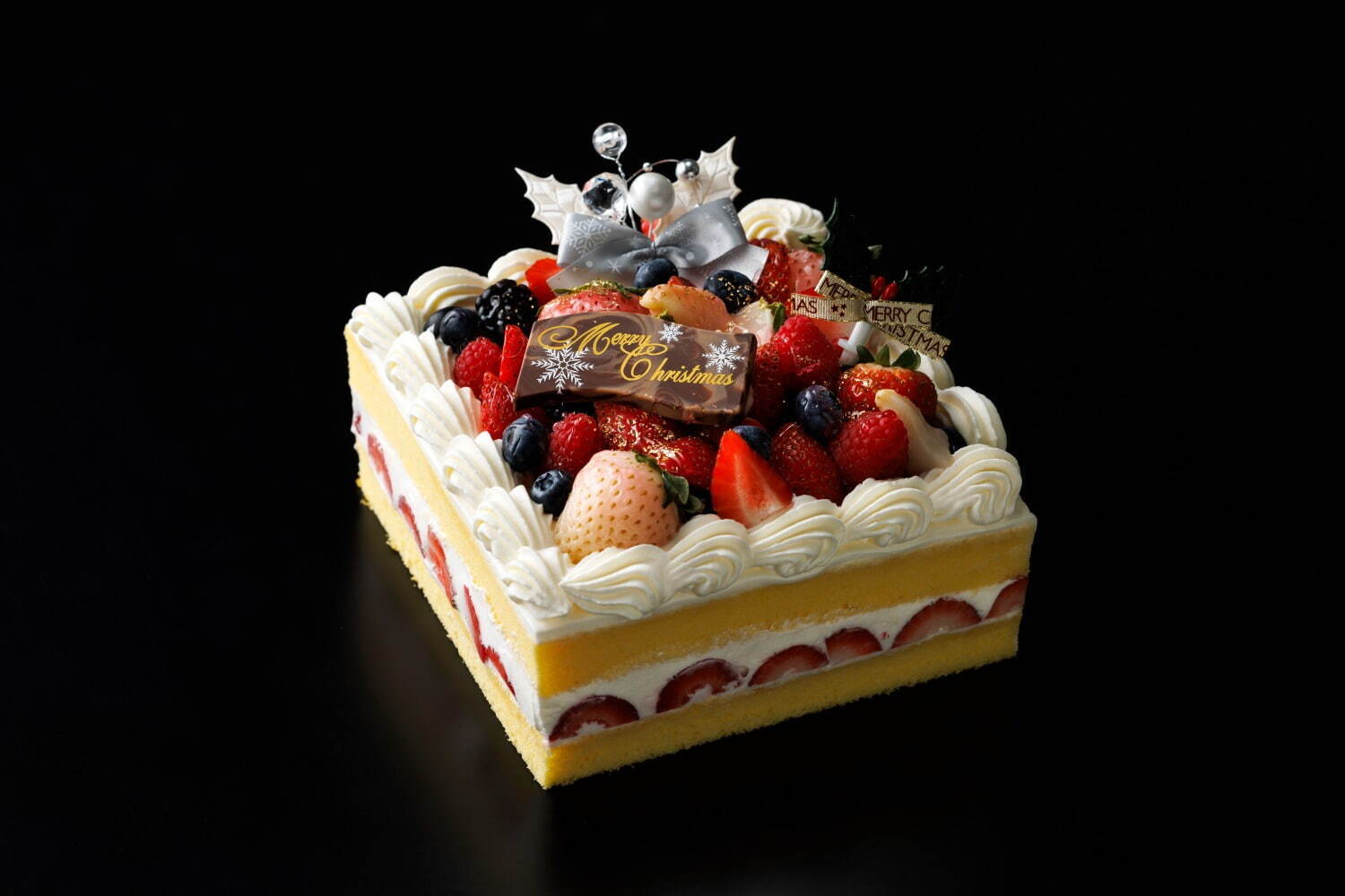 東京ステーションホテルのクリスマスケーキ、“どこから食べても苺”ショートケーキや栗×紅茶ムースケーキ｜写真1