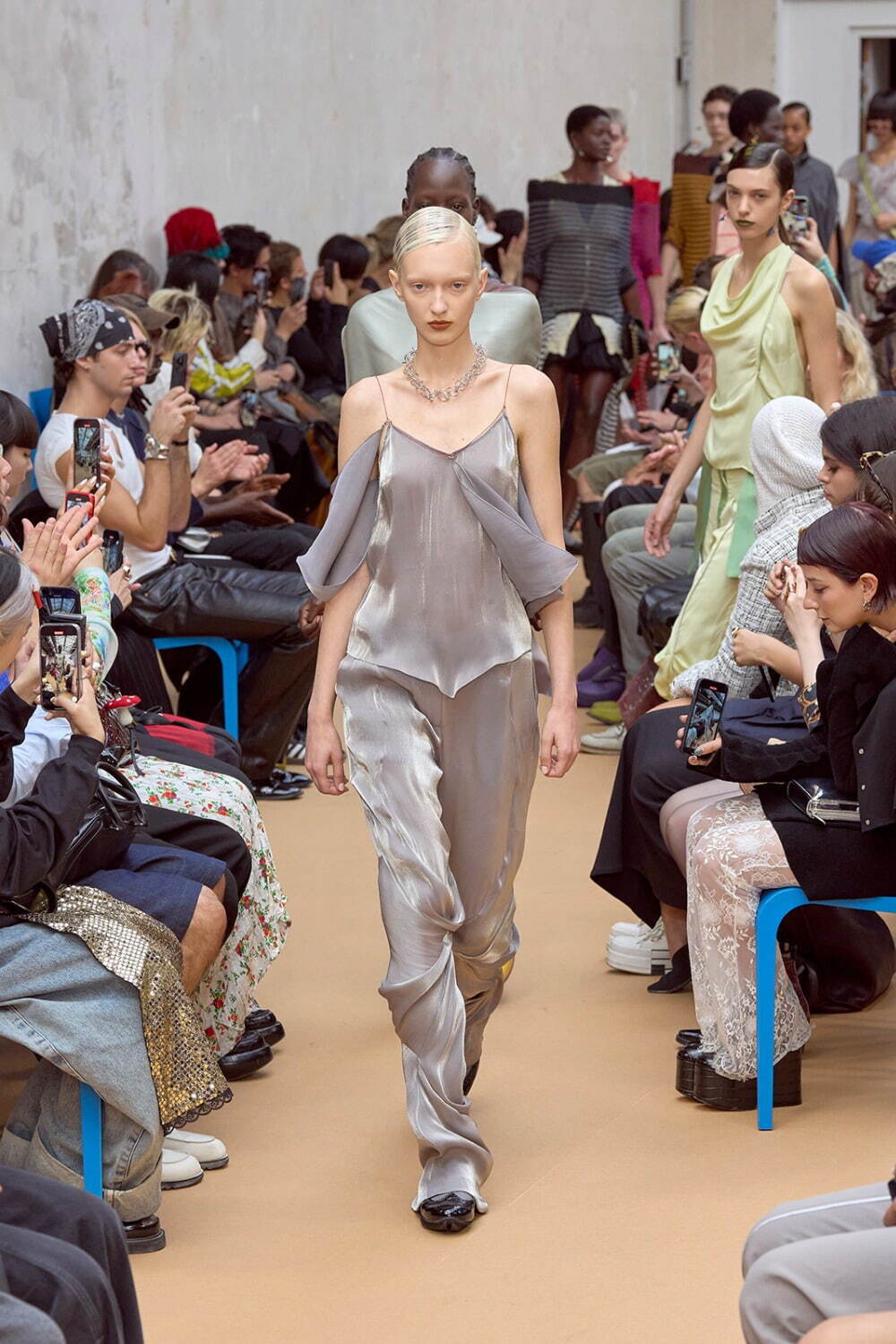 キコ・コスタディノフ 2024年春夏<span>コレクション</span> - 写真33