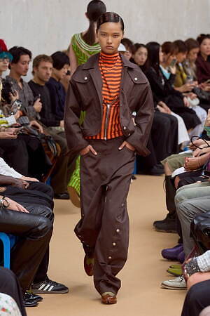 キコ・コスタディノフ(KIKO KOSTADINOV) 2024年春夏ウィメンズコレクション  - 写真11