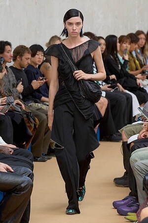 キコ・コスタディノフ(KIKO KOSTADINOV) 2024年春夏ウィメンズコレクション  - 写真22