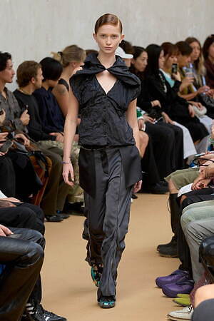 キコ・コスタディノフ(KIKO KOSTADINOV) 2024年春夏ウィメンズコレクション  - 写真26