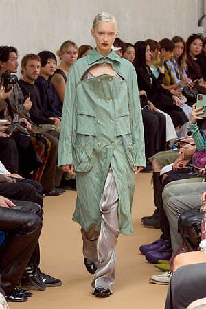 キコ・コスタディノフ(KIKO KOSTADINOV) 2024年春夏ウィメンズコレクション  - 写真27