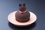 ザ・ペニンシュラ東京23年ハロウィンスイーツ、黒猫型チョコムース&“ミイラ”着想のアップルケーキ