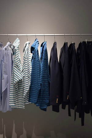 “音楽が付属する服”アダルト オリエンテッド ローブス初の路面店が青葉台に、永井博の常設作品展示も｜写真1