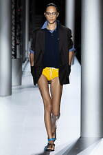 ミュウミュウ 2024年春夏コレクション - 美の再定義｜写真5