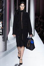 ミュウミュウ 2024年春夏コレクション - 美の再定義｜写真36