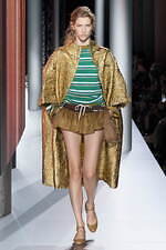 ミュウミュウ 2024年春夏コレクション - 美の再定義｜写真50