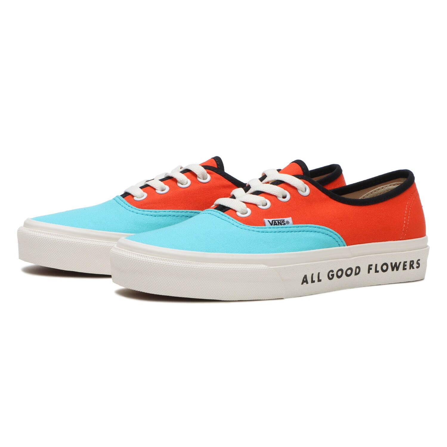 VANS新作スニーカー「オーセンティック」ライトブルー×オレンジ