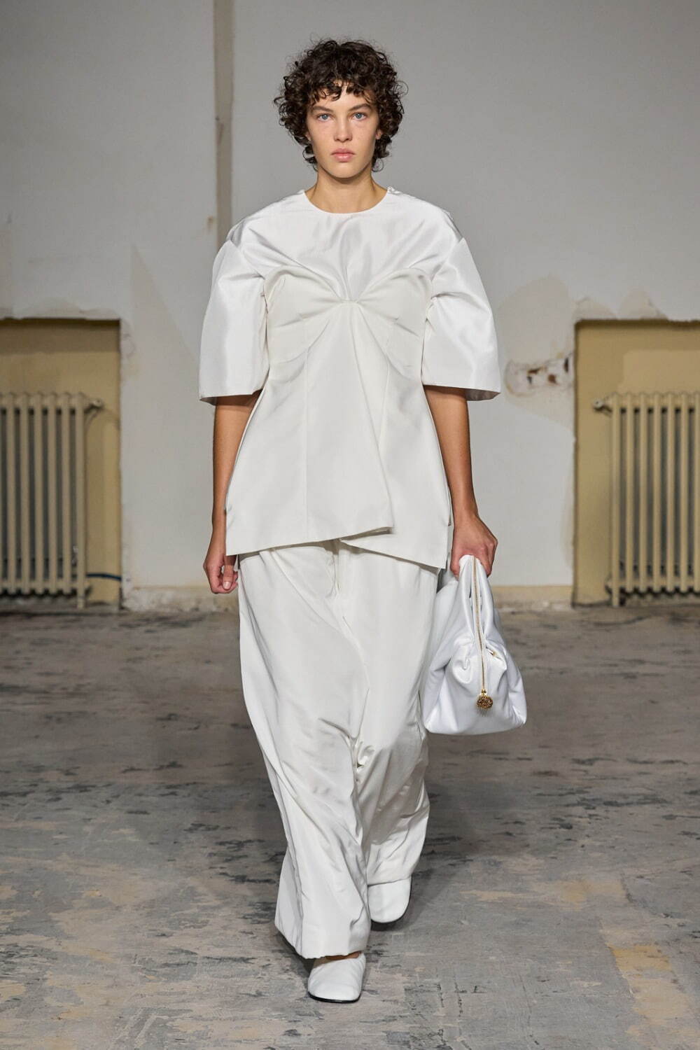 カルヴェン(CARVEN) 2024年春夏ウィメンズコレクション カルヴェン(CARVEN) 2024年春夏ウィメンズコレクション