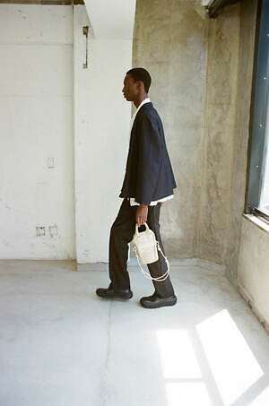 イッチ(ITTI) 2023年冬ウィメンズ&メンズコレクション  - 写真1