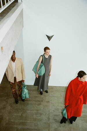 イッチ(ITTI) 2023年冬ウィメンズ&メンズコレクション  - 写真21