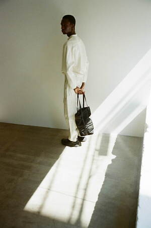 イッチ(ITTI) 2023年冬ウィメンズ&メンズコレクション  - 写真23