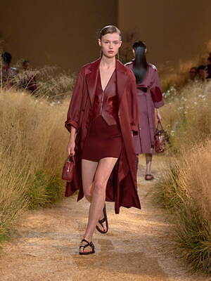 w300_HERMES_2024ss_008.jpg w300_HERMES_2024ss_008.jpg