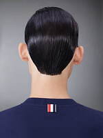 トム ブラウンの設立年“2003”を施した20周年Tシャツ＆ジャケット、伊勢丹新宿店で先行発売｜写真137