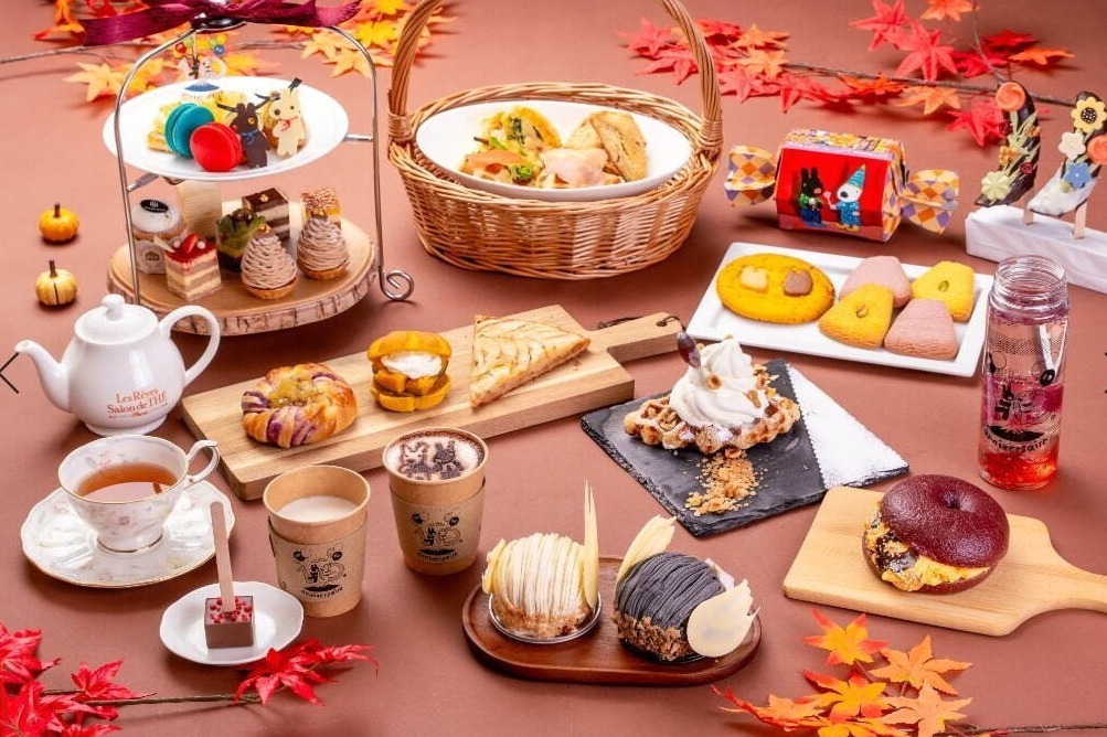 タキシード｜富士急ハイランド「リサとガスパール タウン」秋限定フード、リンゴデニッシュやパンプキンクリームサンド