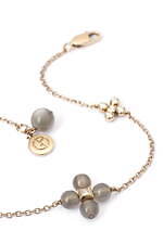 ジョルジオ アルマーニ新作ファインジュエリー、“花”のモチーフにムーンストーンを添えて｜写真2