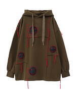 キャンディ ストリッパー×LiSA、アルバムの世界観を表現したロンTや星柄ニットフーディー｜写真5