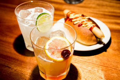 行列｜ユナイテッドアローズ 原宿本店に「UA BAR」オープン、自由が丘ベイクショップとフグレンが監修