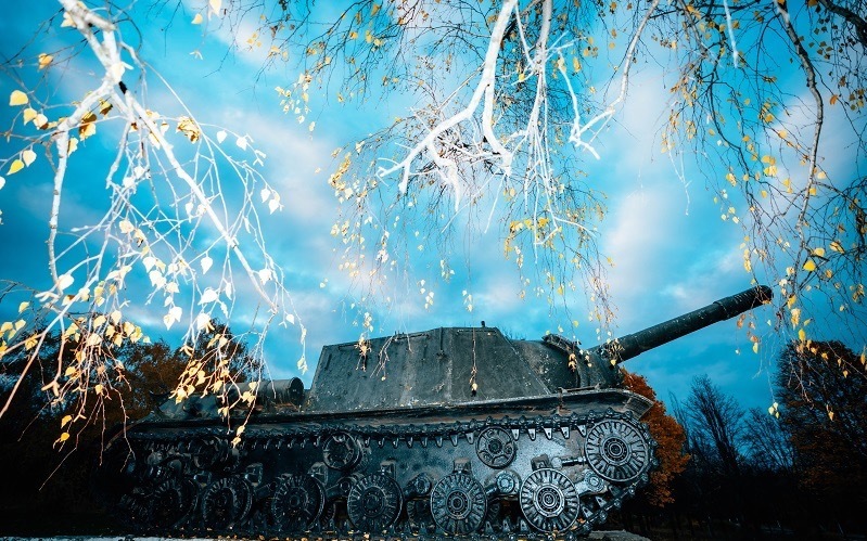 夢無子 《戦争だから、結婚しよう!》 2022-23年
©mumuko