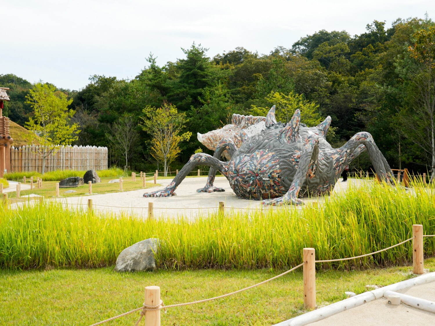 ジブリパーク「もののけの里」には何がある？“乙事主”の滑り台や巨大な“タタリ神”オブジェ｜写真20