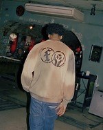 ブラック アイ パッチ×FAF、コラボロゴTシャツや“取扱注意”のトラックジャケット｜写真20