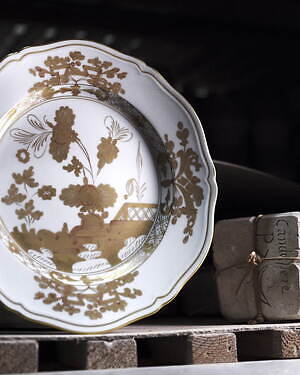 ジノリ1735“ゴールド×フラワー柄”の新作テーブルウェア、フレグランスディフューザーも|写真2