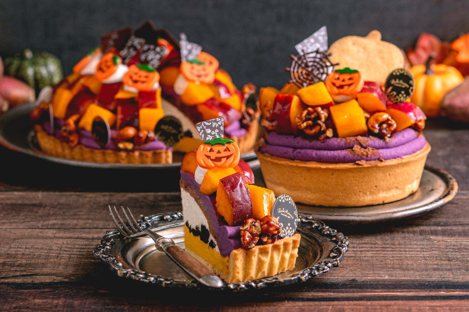 “2種のさつまいも×パンプキン”の秋限定ハロウィンタルト、ラ・メゾン アンソレイユターブルから