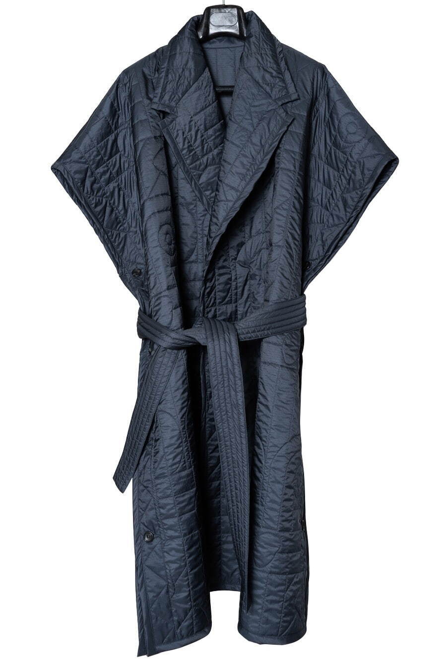 ZEN GARDEN QUILTED PONCHO 110,000円