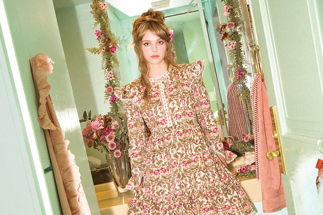 2023-24年秋冬コレクション｜ミルク 2023年冬コレクション - いつでも“ドラマティックな私”へ