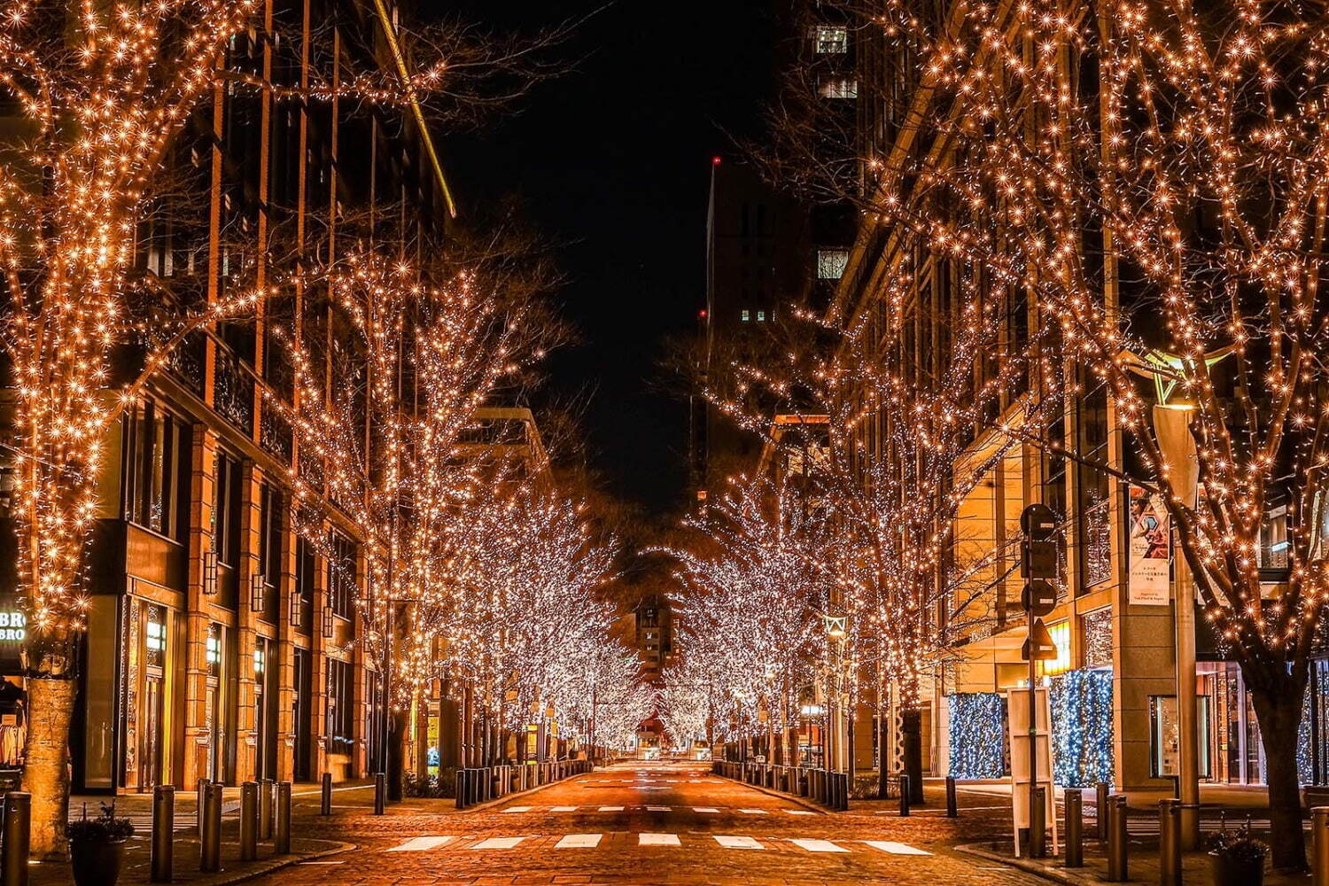 「丸の内イルミネーション 2023」