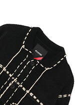 ワイルドサイド ヨウジヤマモト×フィンガリンのカーディガン、“アレンジ可能”なステッチ糸を垂らして｜写真1