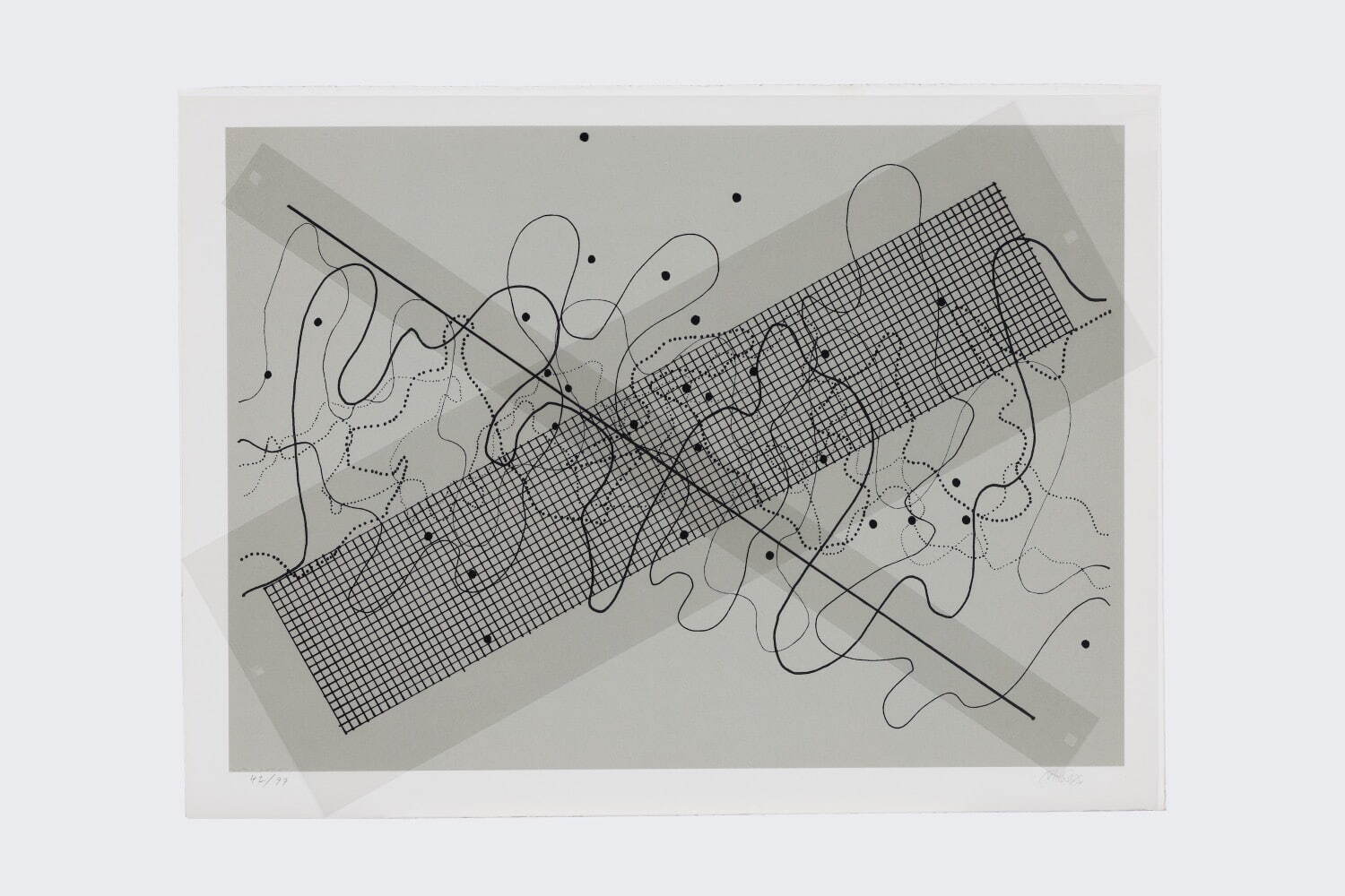 ジョン・ケージ 《フォンタナ・ミックス(ダークグレイ)》 1982年 金沢21世紀美術館蔵
©John Cage Trust. photo: KIOKU Keizo