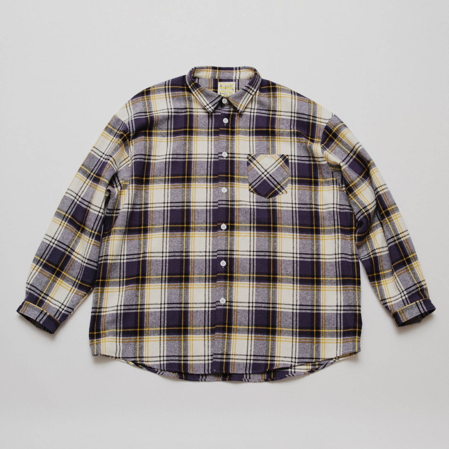 ディガウェル×ミンナノのチェックシャツ、“ビッグシルエット”にアレンジ｜写真3