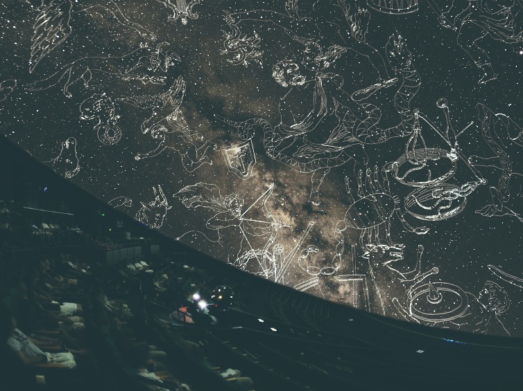 多摩六都科学館「熟睡プラ寝たリウム」満天の星の下で“眠ってもOK！？”な新感覚プラネタリウム｜写真4