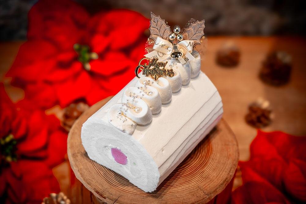 ホワイトブッシュドノエル(12cm×8cm) 5,500円