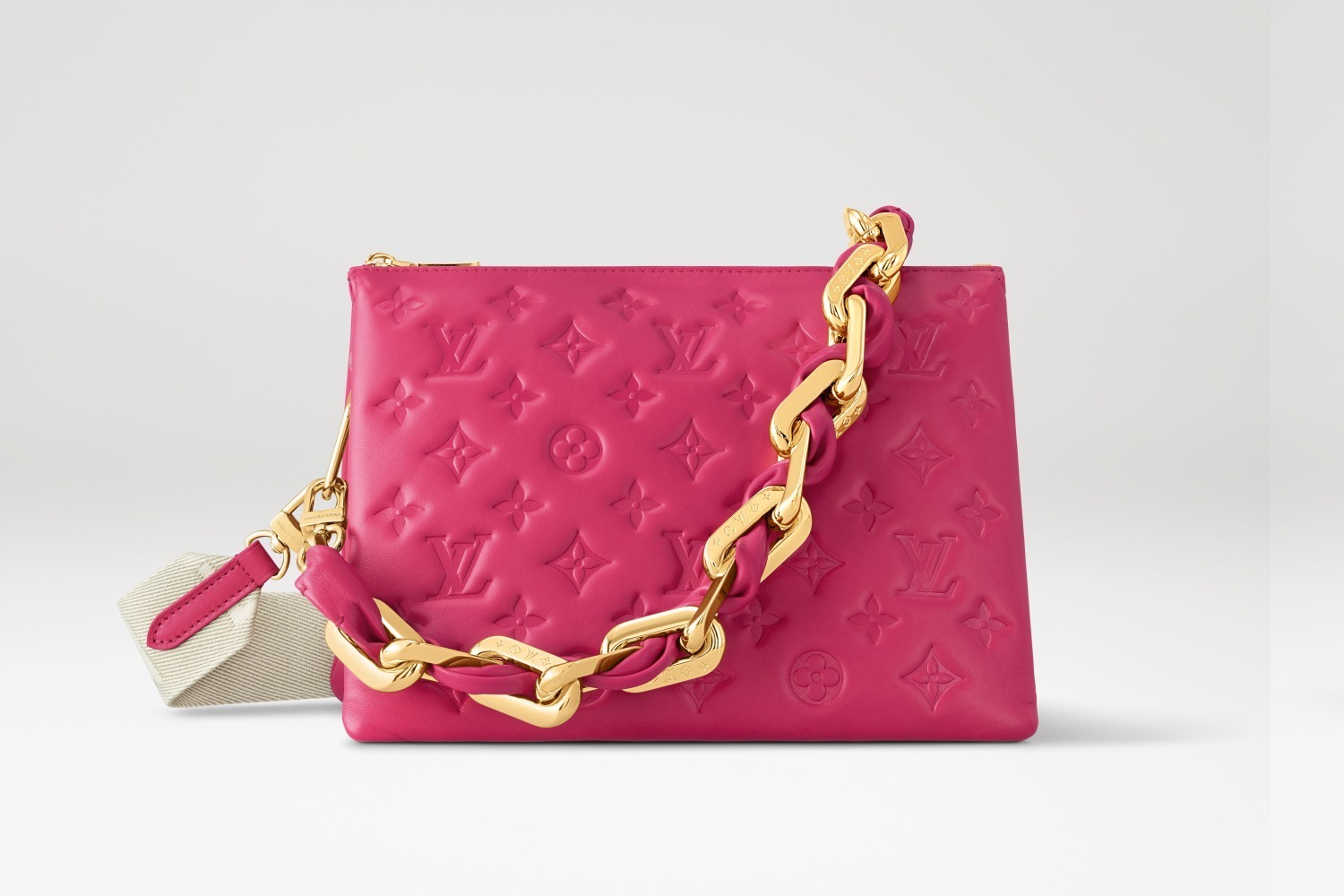 【新作☆大人可愛いピンク】LV クッサン PM ルイ・ヴィトン“クッション着想”バッグ「クッサン」新色、鮮やか